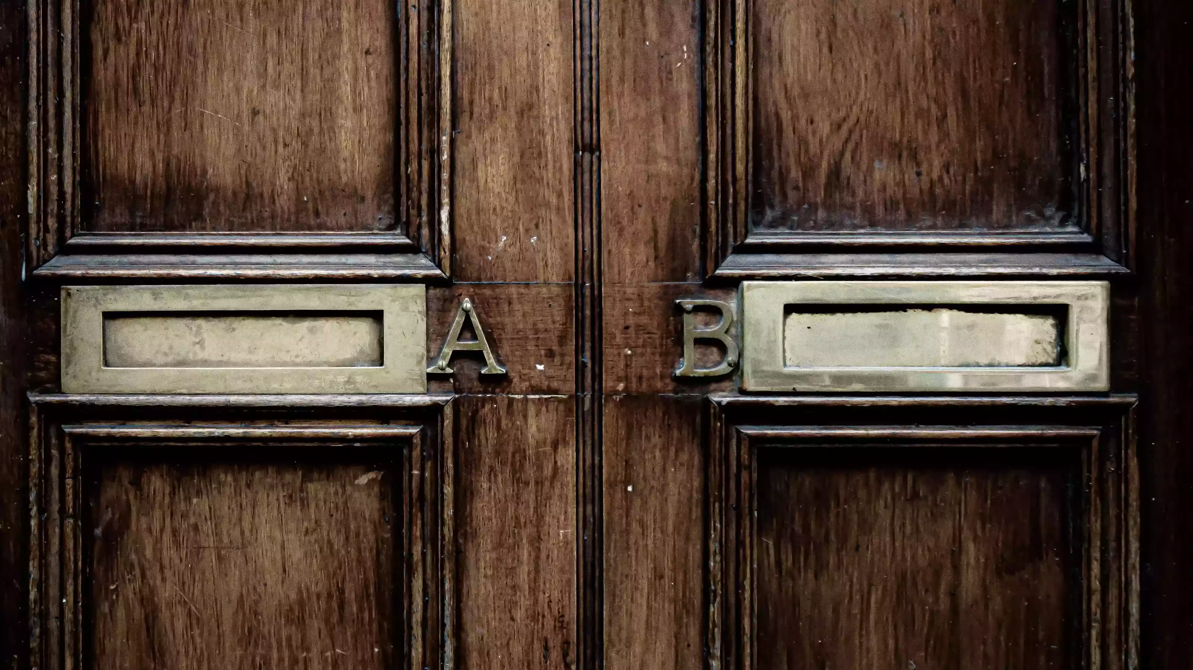 A/B postaládák